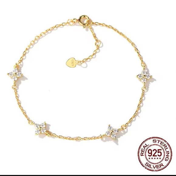 925 Sterling Silver Gold Four-Leaf Clover Bracelet – Lucky Charm - Picture 3 of 8